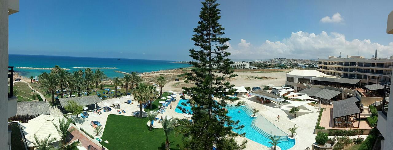 Venus Beach Hotel Paphos Eksteriør billede