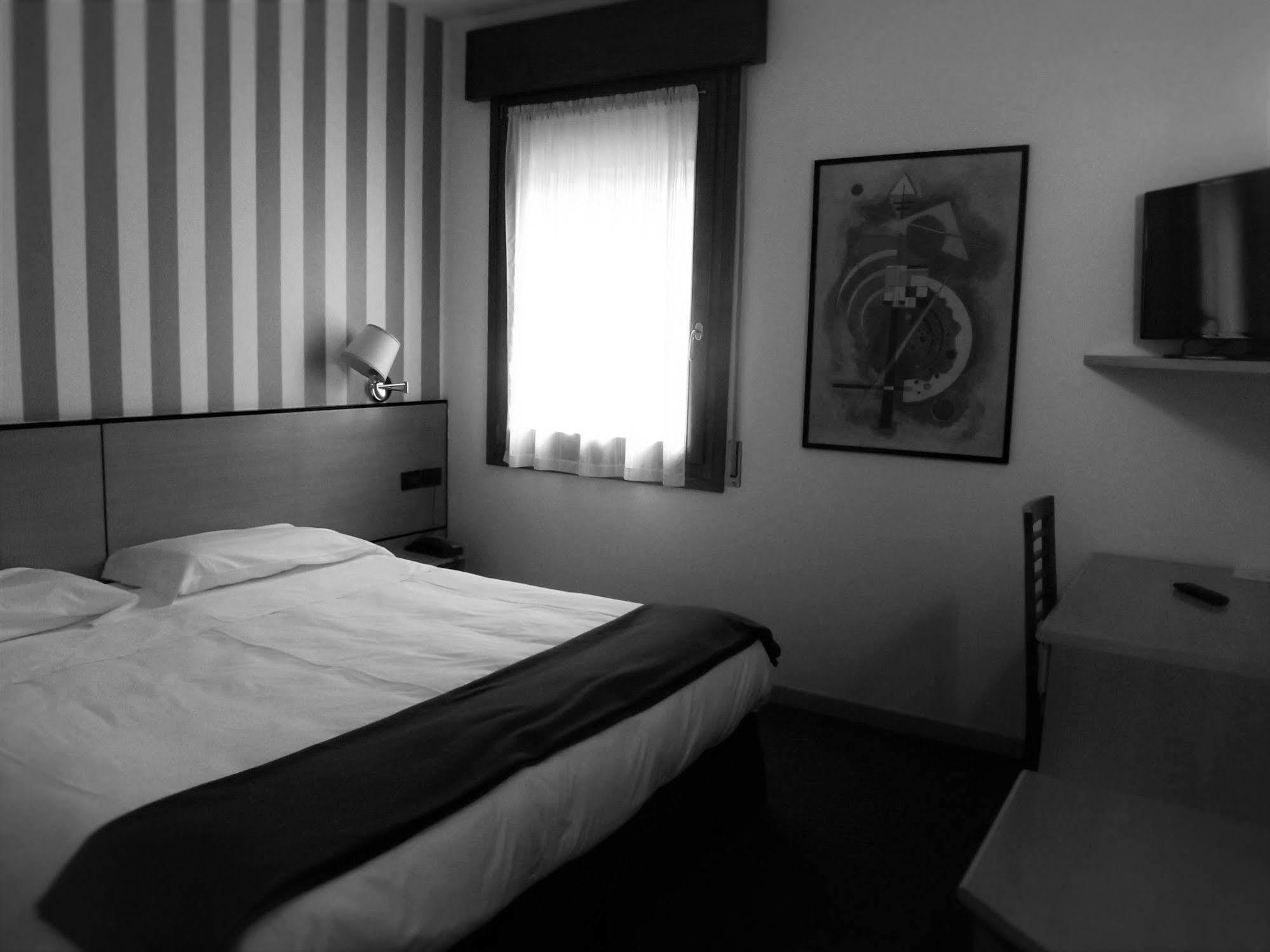 Hotel Damodoro Pordenone Eksteriør billede