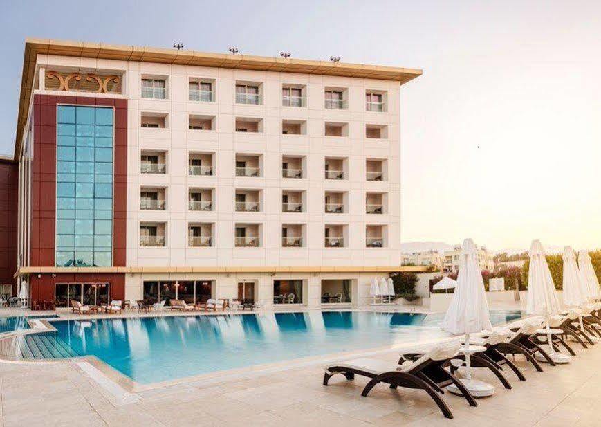 Grand Pasha Hotel & Spa Kyrenia Kyrenia  Eksteriør billede