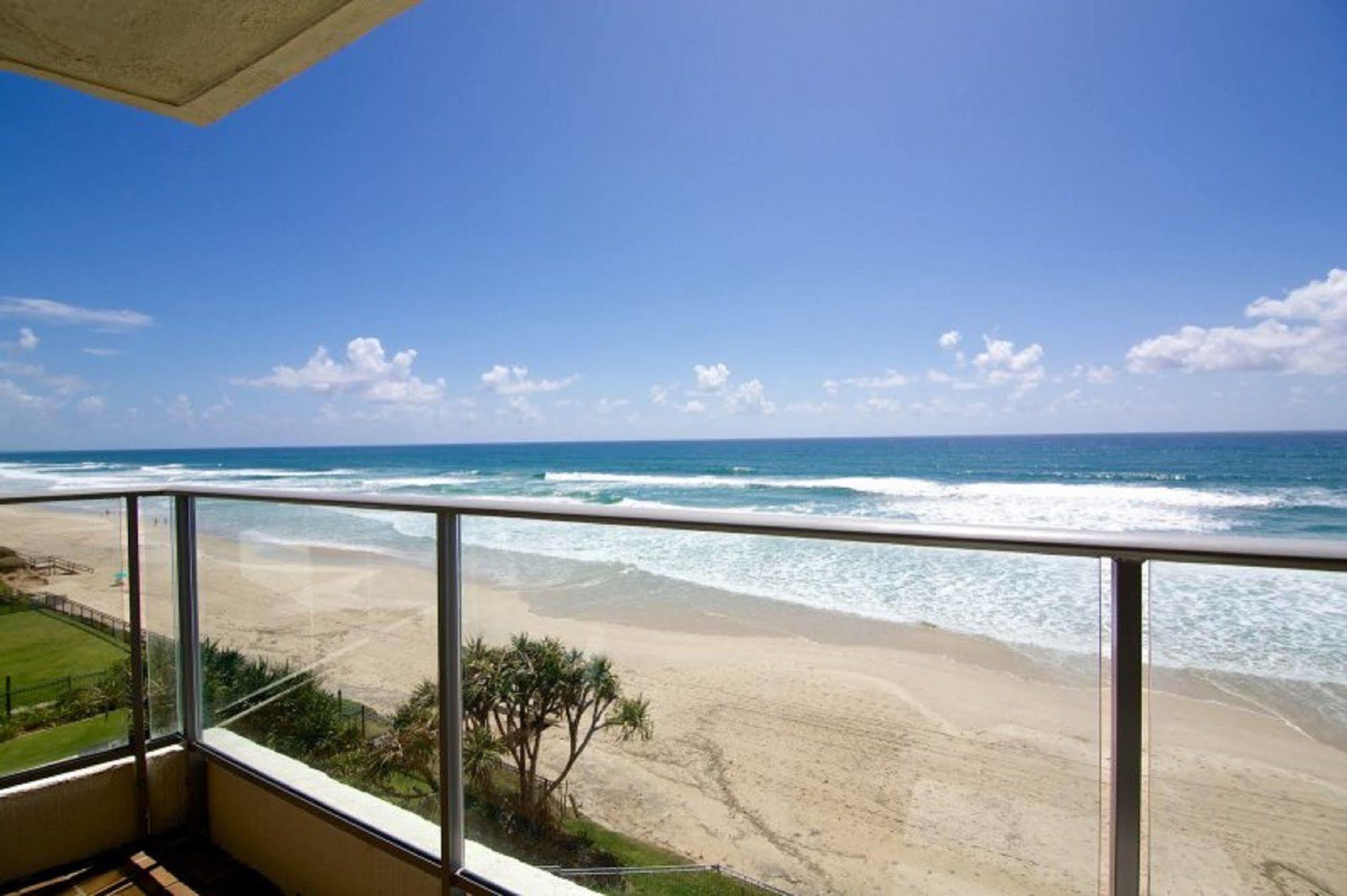 Foreshore Beachfront Apartments Gold Coast Eksteriør billede