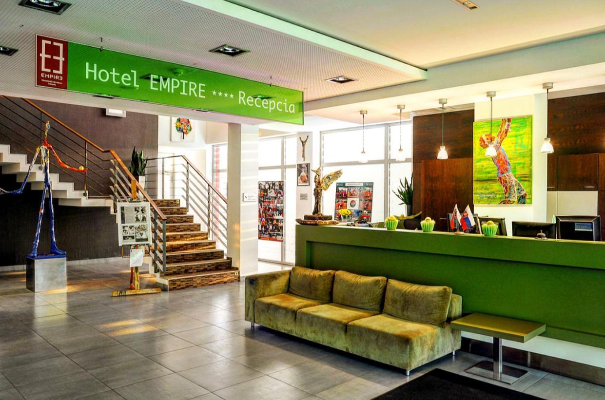 Hotel Empire Trnava Eksteriør billede