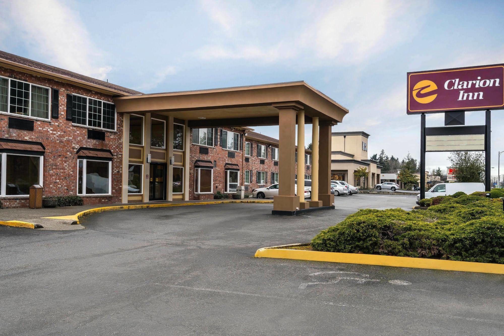 Clarion Inn Near Jblm Tacoma Eksteriør billede