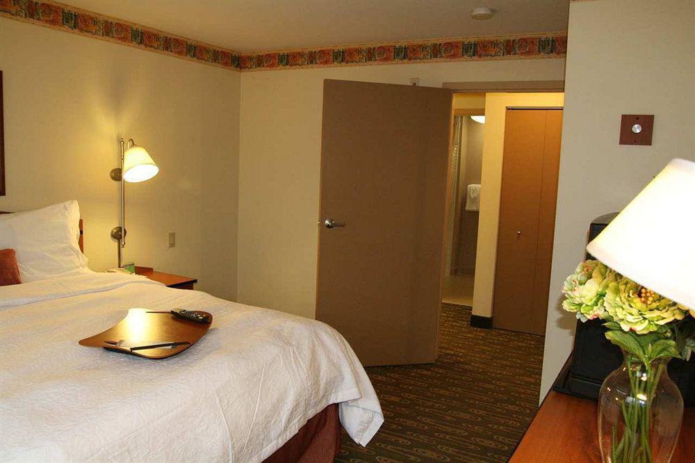 Hampton Inn & Suites Seattle North/Lynnwood Værelse billede