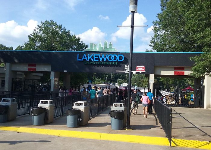 The Cellairis Amphitheatre at Lakewood photo