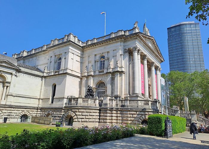 Tate Britain photo