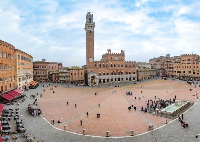 Piazza del Campo Piazza del Campo | Visit Tuscany photo