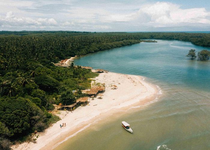 Ponta dos Castelhanos Um giro pela Ilha de Boipeba, na Bahia - Carpe Mundi photo