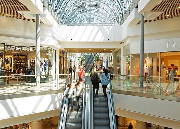 Les Arcades Shopping Centre Shopping Center Les Arcades: Jakob Rope Systems photo