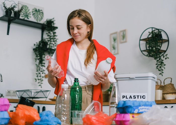 UNU-MERIT UNU-MERIT » UNU-MERIT contributes to European SYSCHEMIQ plastic ... photo