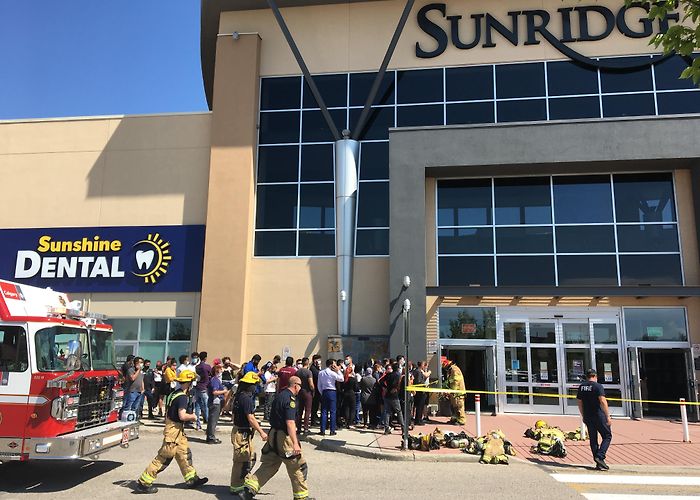 Sunridge Mall 20 people assessed after tear gas deployed in jewelry store ... photo