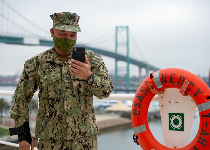 Military Hospital 200427-N-LW757-1007 photo