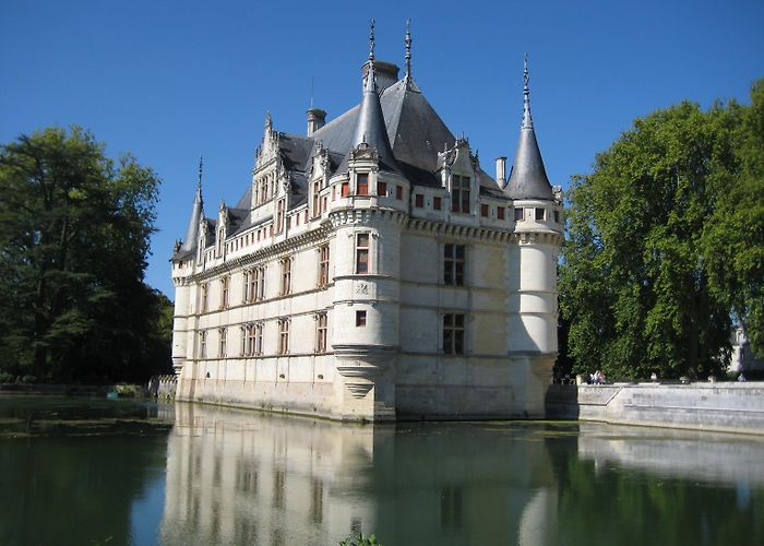 pont de Langeais Visit Azay-le-Rideau: 2024 Travel Guide for Azay-le-Rideau, Centre ... photo