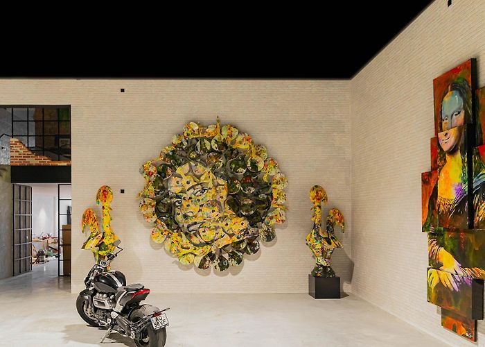 Guimaraes Art Platform Biography - Pedro Guimarães photo