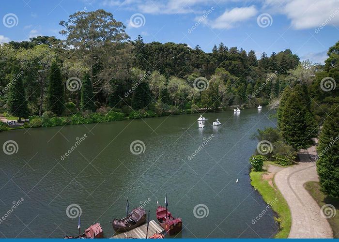 Black Lake Park 293 Lago Negro Gramado Stock Photos - Free & Royalty-Free Stock ... photo