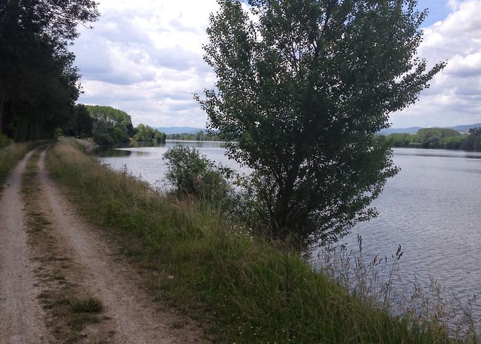 Creches-sur-Saone photo