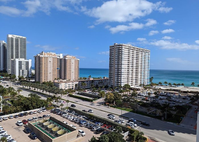 Hallandale Beach photo