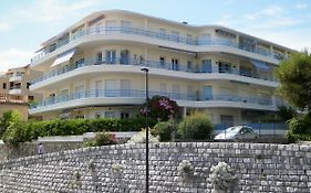 Three Seaview Locations On The Beach To Choose Superior Apartment B, Studio C & Studio D Antibes Exterior photo