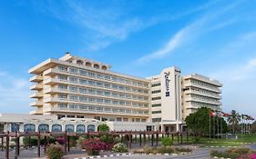 Radisson Blu Hotel & Resort, Al-Ain Exterior photo