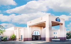 Days Inn & Suites By Wyndham Lordsburg Exterior photo