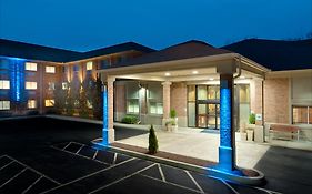 Holiday Inn Express & Suites Smithfield - Providence, An Ihg Hotel Exterior photo