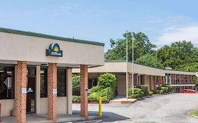 Days Inn By Wyndham Bedford Exterior photo