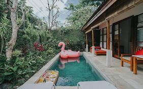 Alam Bidadari Seminyak Villa Exterior photo