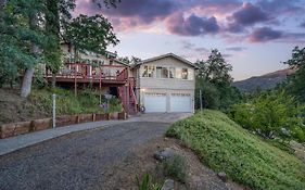 A Bed Of Roses Bed and Breakfast Oakhurst Exterior photo