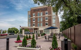 Courtyard Rochester Downtown Exterior photo