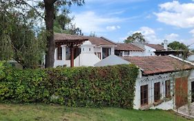 Amplia Casa Antigua Guatemala Con Pergola Y Jardin Villa Exterior photo