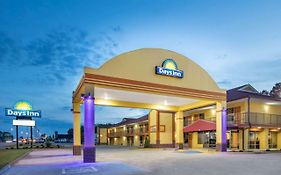 Days Inn By Wyndham Muscle Shoals Exterior photo
