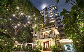 Orchid Garden Suites Manila Exterior photo