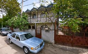 La Vitalie Guest House Chişinău Exterior photo