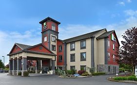 Holiday Inn Express Vancouver North, An Ihg Hotel Exterior photo