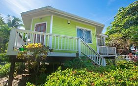 Sand Dollar Bungalow Villa Sandy Bay Exterior photo