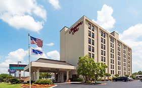 Hampton Inn I-10 & College Drive Baton Rouge Exterior photo