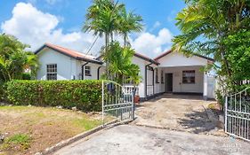 Beachy Cottage I Kitchen I Wi-Fi I Shaded Cabana I Parking St. Philip Exterior photo