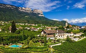 Hotel Weinberg Eppan an der Weinstraße Exterior photo