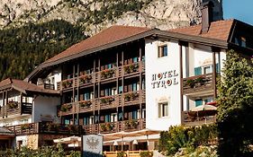 Hotel Tyrol Sëlva di Val Gardena Exterior photo