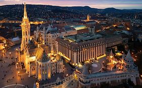 Hilton Budapest Hotel Exterior photo