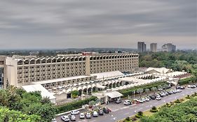 Islamabad Marriott Hotel Exterior photo