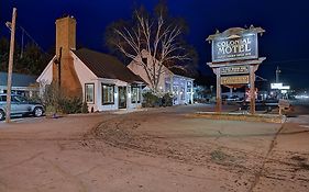 Colonial Motel And Spa Brattleboro Exterior photo