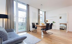 Modern Apartment In The Luxury Complex Marthashof Berlin Room photo