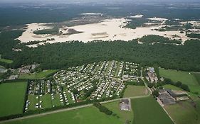 Holiday Park Duinhoeve Hotel Udenhout Exterior photo