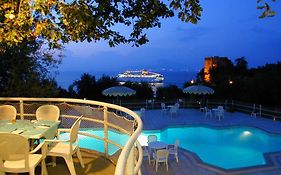 Camping Nube D'Argento Hotel Sorrento Exterior photo