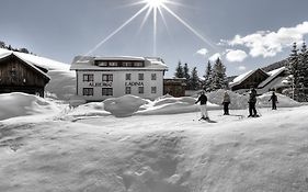 Berghotel Ladinia Corvara In Badia Exterior photo