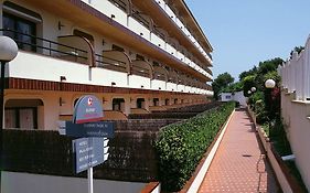 Apartamentos Guitart Lloret de Mar Exterior photo