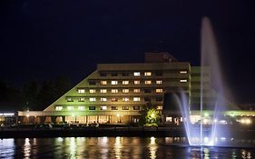 Hotel Druzhba Vyborg Exterior photo