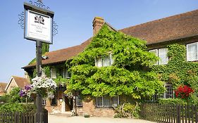 The Montagu Arms Hotel Beaulieu Exterior photo