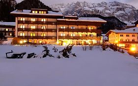 Hotel Antares Sëlva di Val Gardena Exterior photo