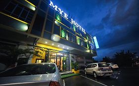 Mye Hotel Muar Exterior photo